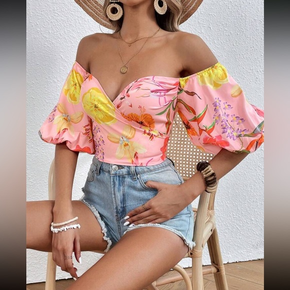 Tops - Boho floral print puff sleeve crop top